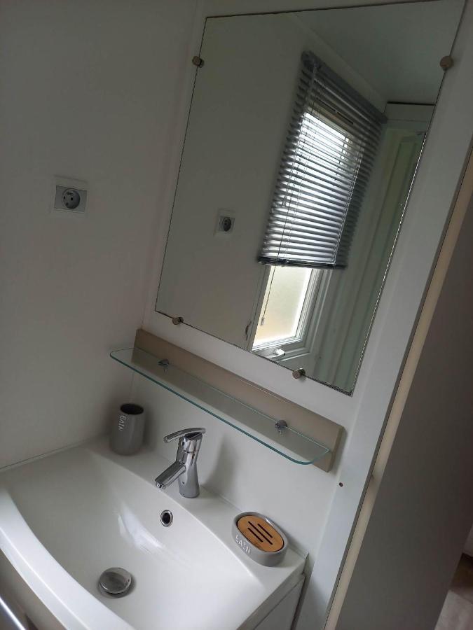 Mobilhome 6 Pers Avec Clim Saint-Georges-de-Didonne Buitenkant foto